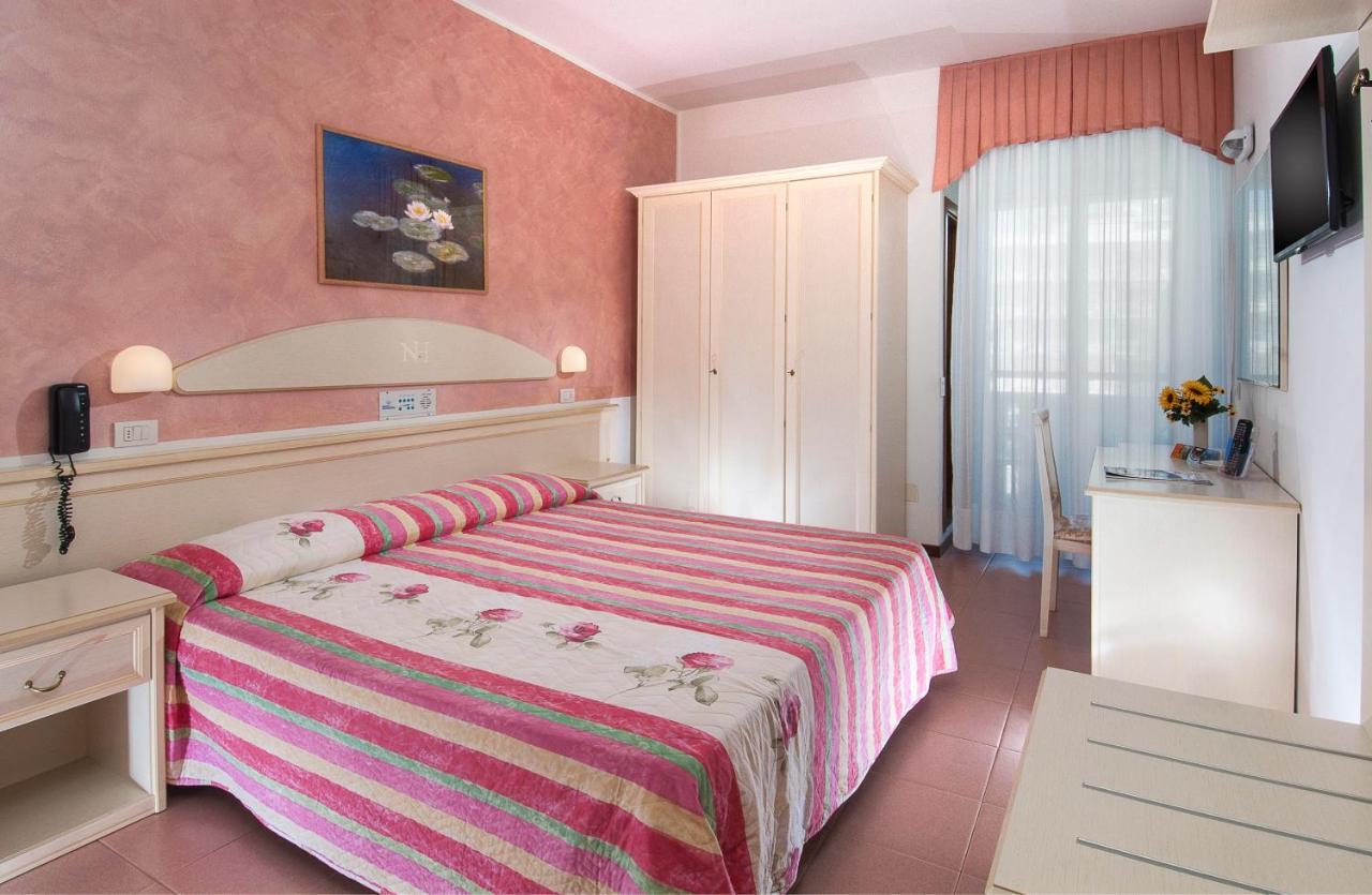 Hotel Napoleon Gabicce Mare Eksteriør bilde